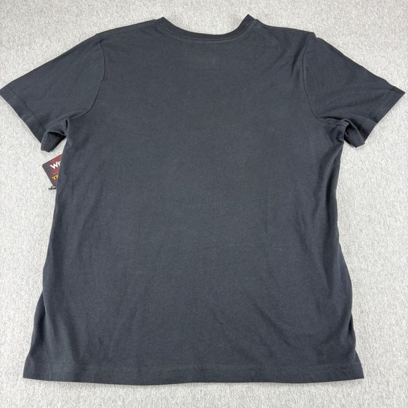 Yellowstone Beth Dutton T-Shirt Womens M Wrangler Black Graphic Paramount NWT - Picture 3 of 8